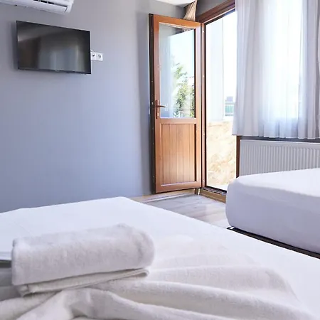 Pequena Casa Apart Istanbul Exterior photo
